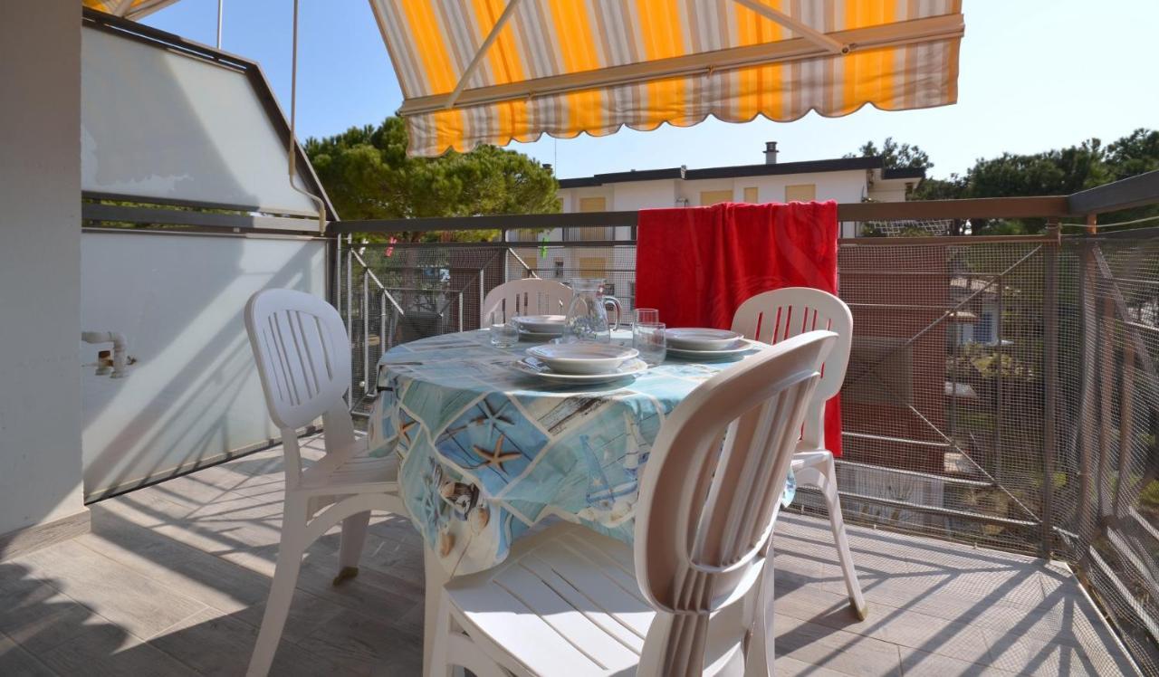 Ferienwohnung Alisei Lignano Sabbiadoro Exterior foto